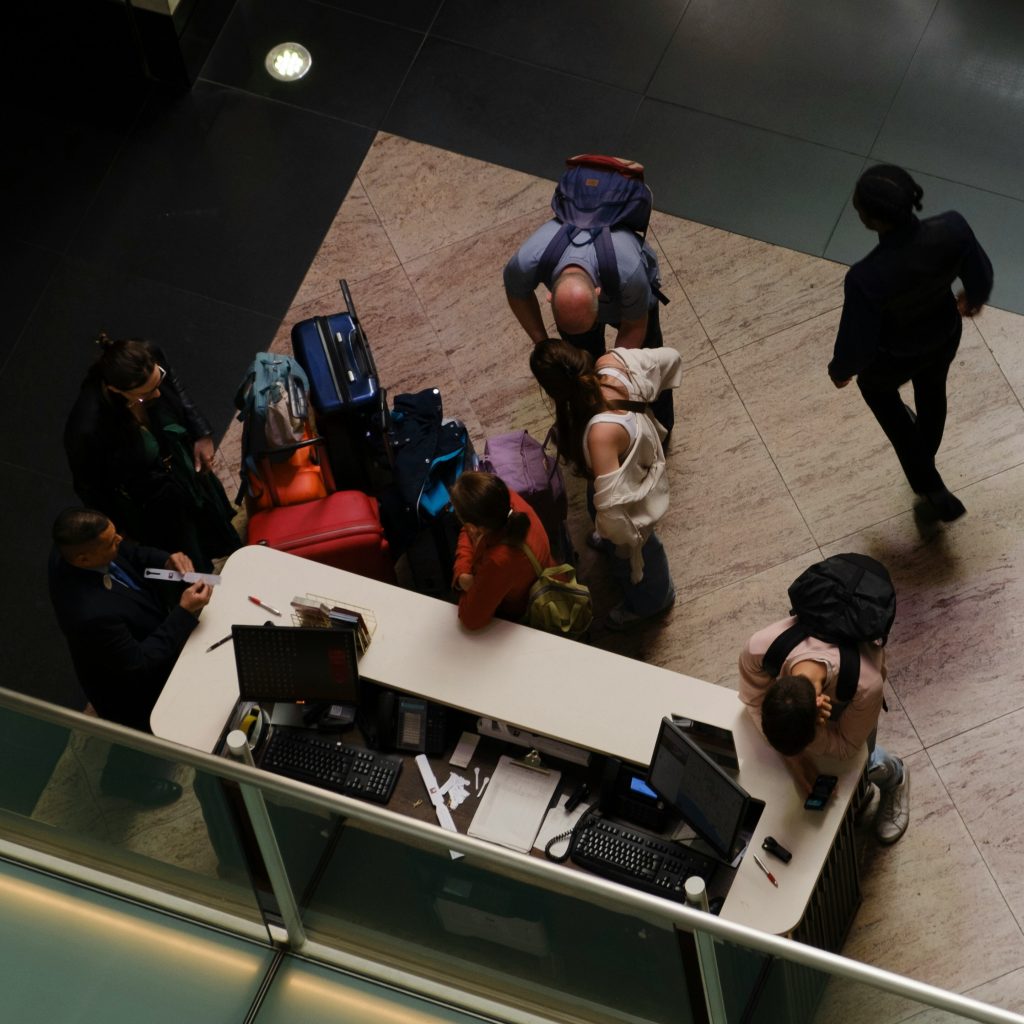 Reliable Gatwick Airport Transfers | Safe, Punctual & Comfortable