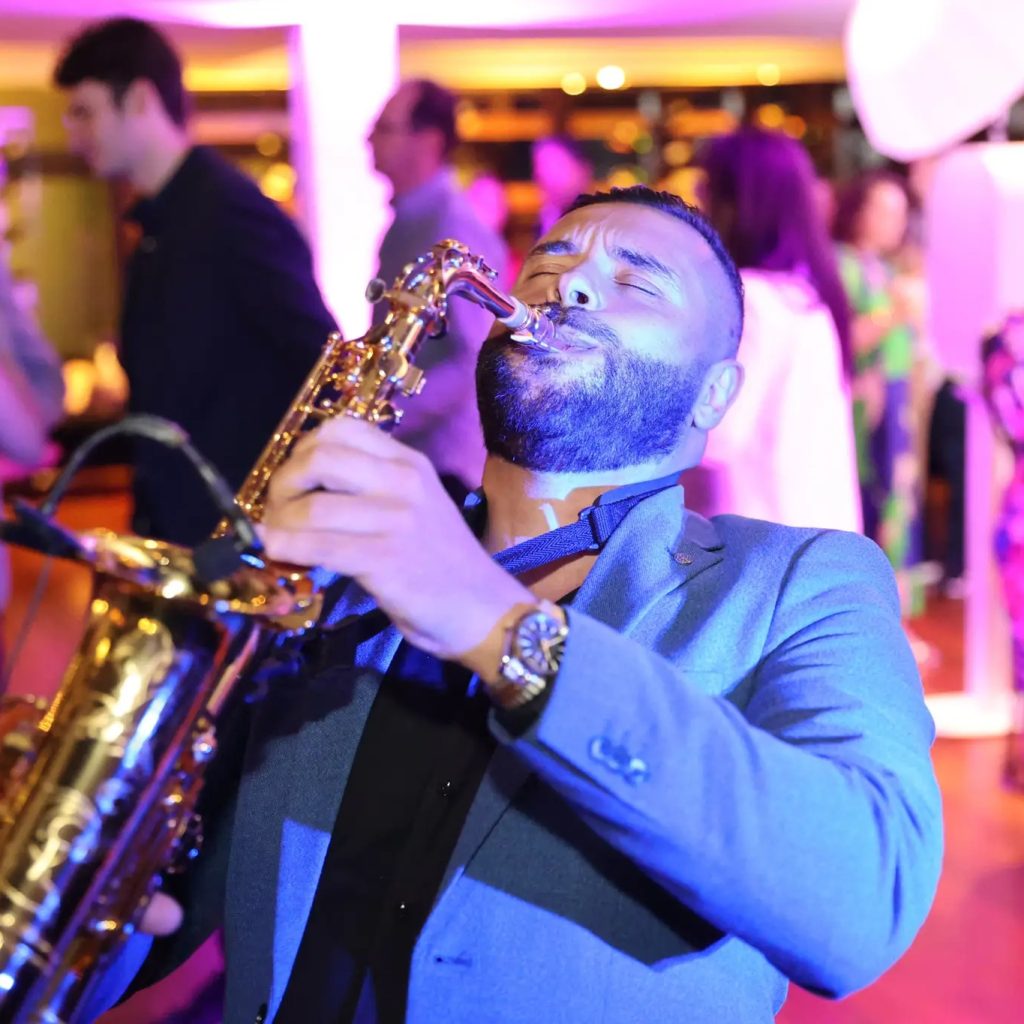 Elegant Saxophone Entertainment for Your Sydney Event
