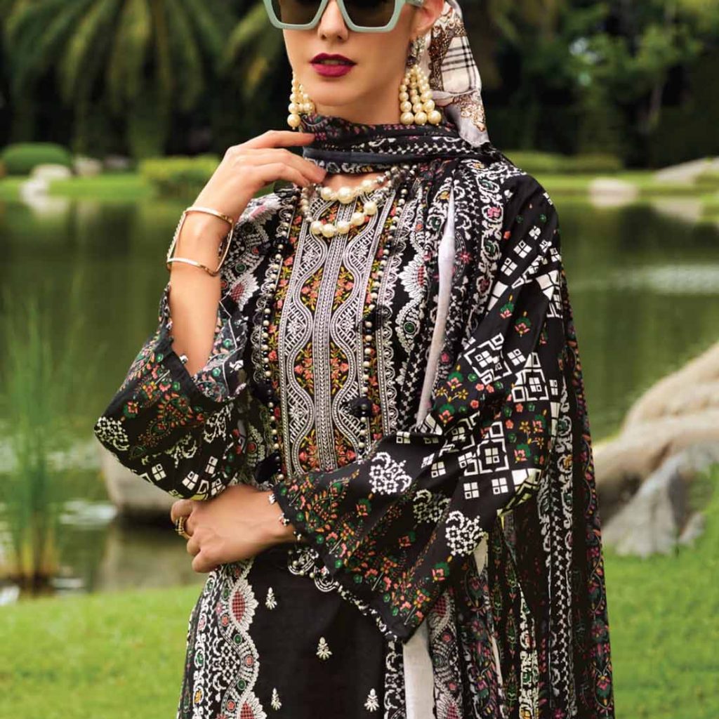 Choosing the Perfect Suit Fabric for Ladies