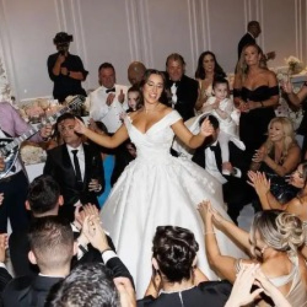 Unforgettable Greek-Hybrid Melbouarne Wedding DJ Experiences