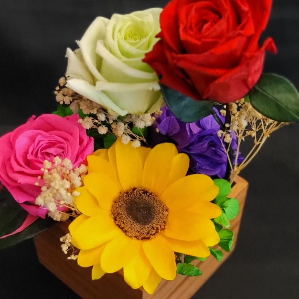 Enchanting Keepsake: The Timeless Rose from the Tale