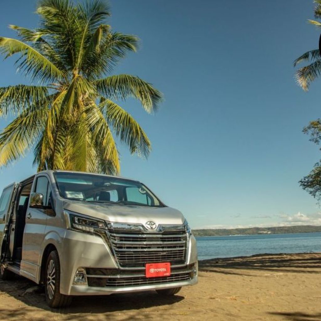 Smooth Costa Rica Arrivals: Liberia Private Transport Experts