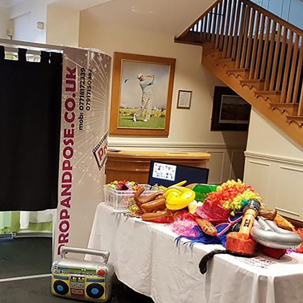 Affordable Photo Booth Rental Price for Your Event Affordable Photo Booth Rental Price for Your Event