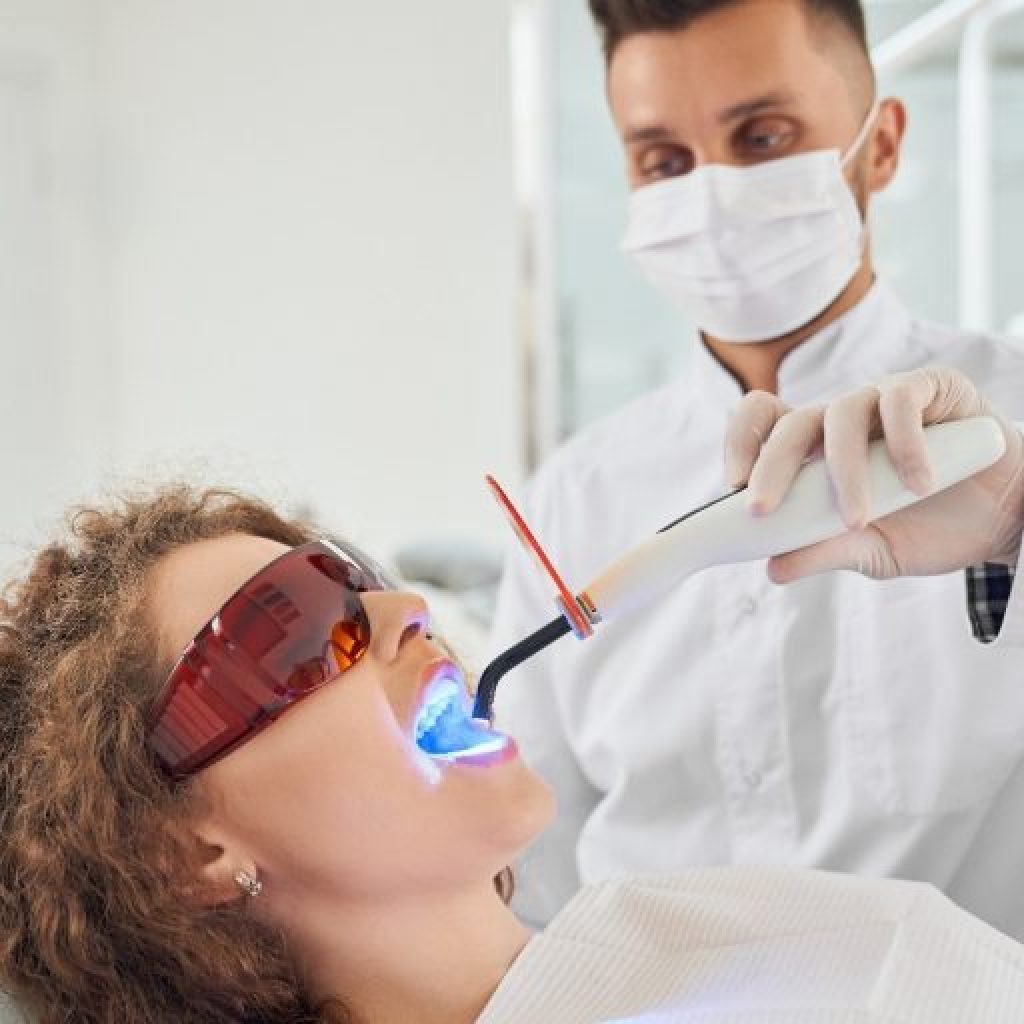 Find Your Implant Dentist in Orleans Today