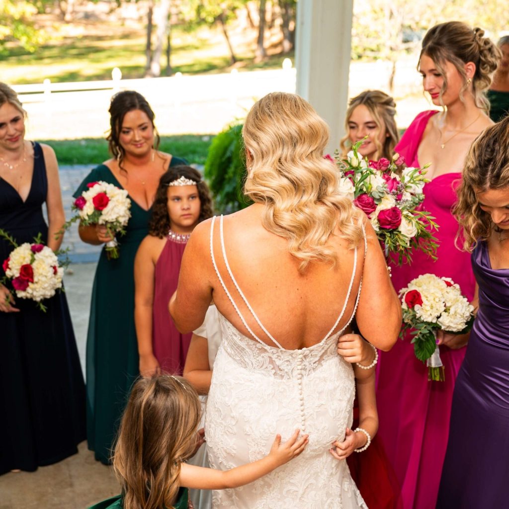 Capturing heartfelt moments in a cosy Cleveland wedding