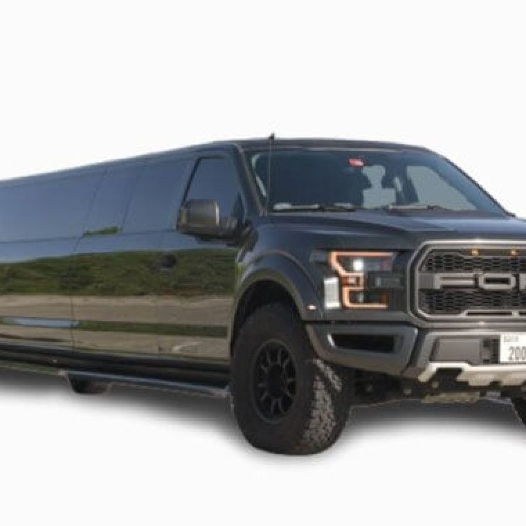 Luxurious limousine experiences in Dubai for unforgettable events