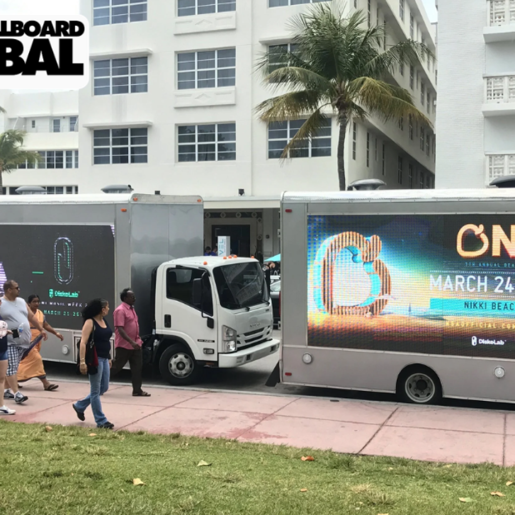 Eye-Catching Mobile Ads for Miami That Drive Results