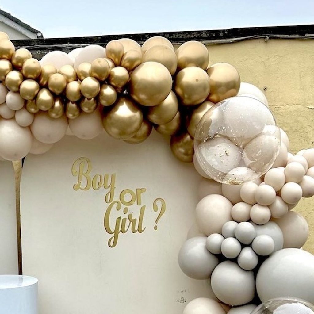Exquisite Bespoke Balloons for Elegant Dublin Celebrations