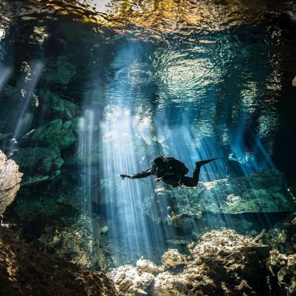 Explore Subterranean Depths: A Thrilling Underwater Adventure