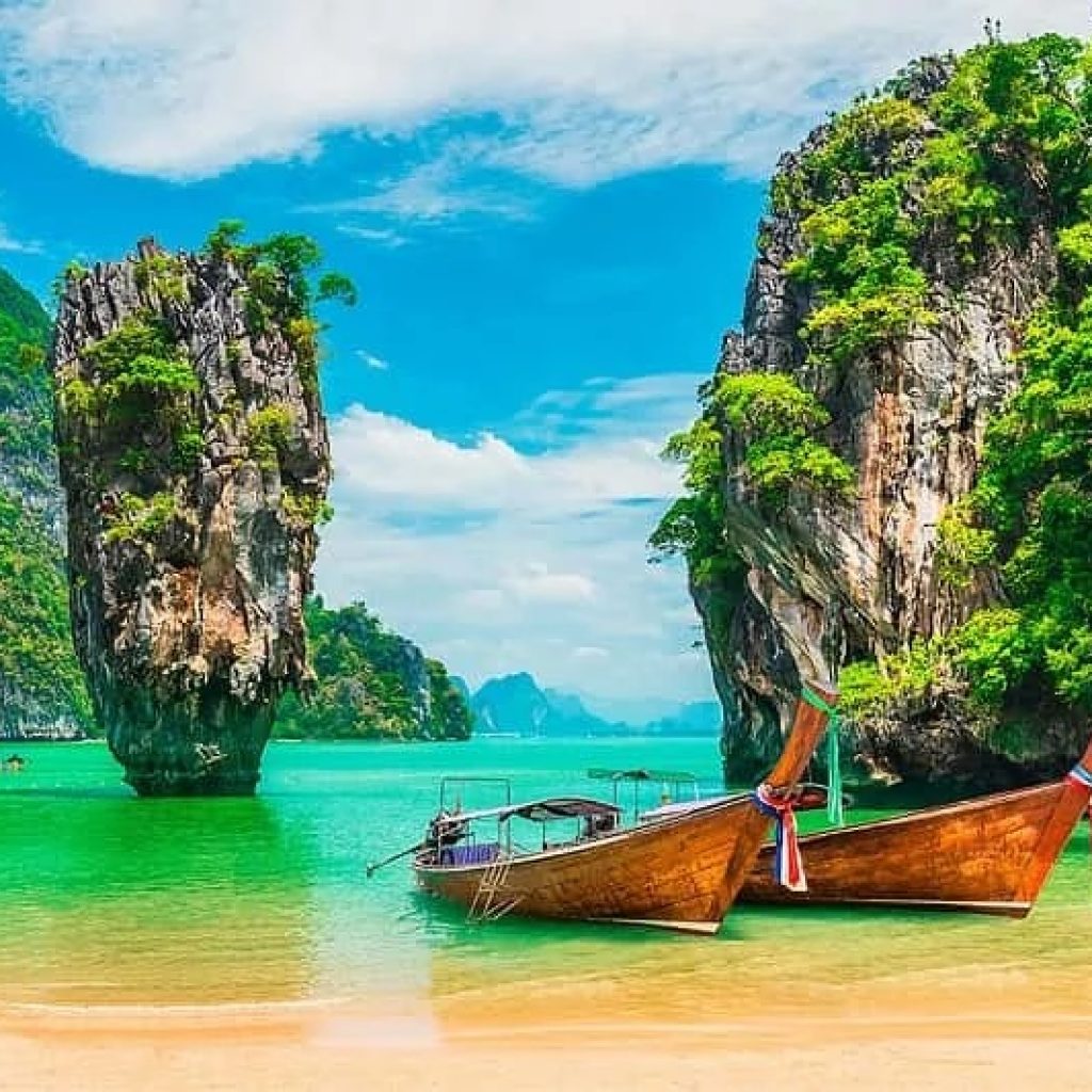 Romantic Getaways: Expert Advice for Couples on Booking a Stay