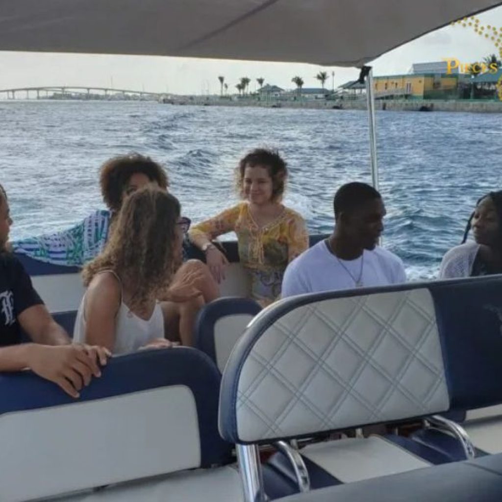 Explore the Bahamian Waters: Unforgettable Boat Tours & Island Adventures