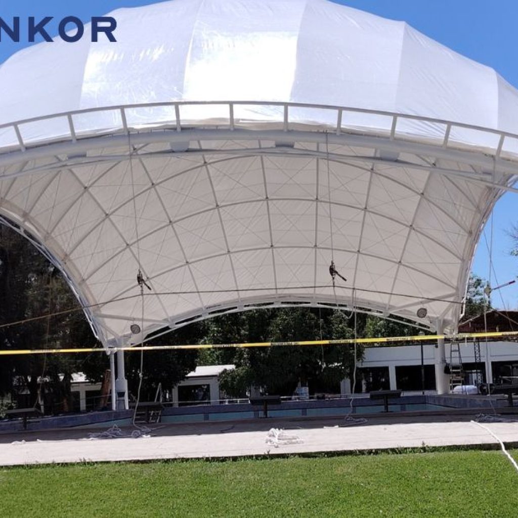 Cubre tus espacios con soluciones premium para eventos y negocios